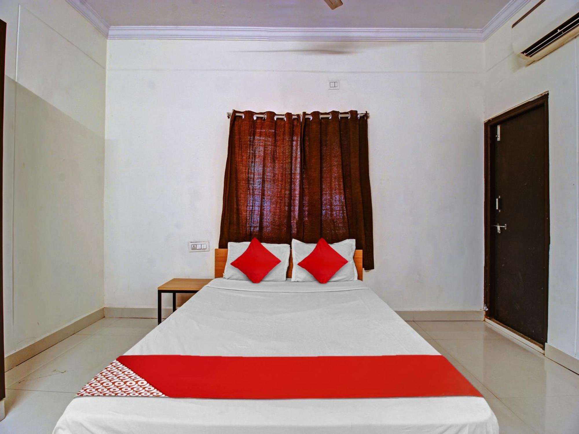 Hotel O Svr Silver Key Lingampalli Exterior foto