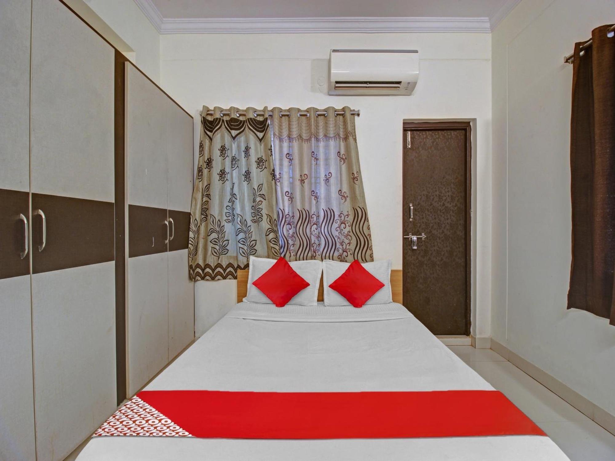 Hotel O Svr Silver Key Lingampalli Exterior foto